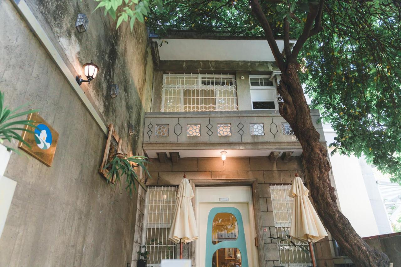 Apartmán 阿信輕旅 Tchaj-nan Exteriér fotografie